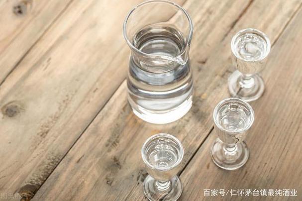 白酒喝多了怎么解酒？头一天酒喝多如何解酒妙招