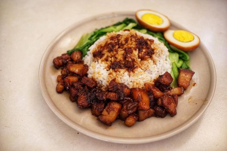 吃卤肉饭是什么意思？（台湾卤肉饭的营养）