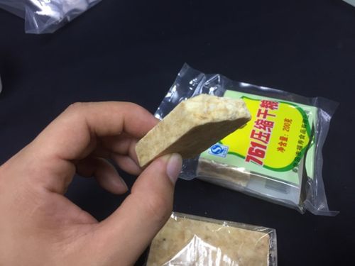 吃压缩饼干的好处和坏处？（压缩饼干的营养）