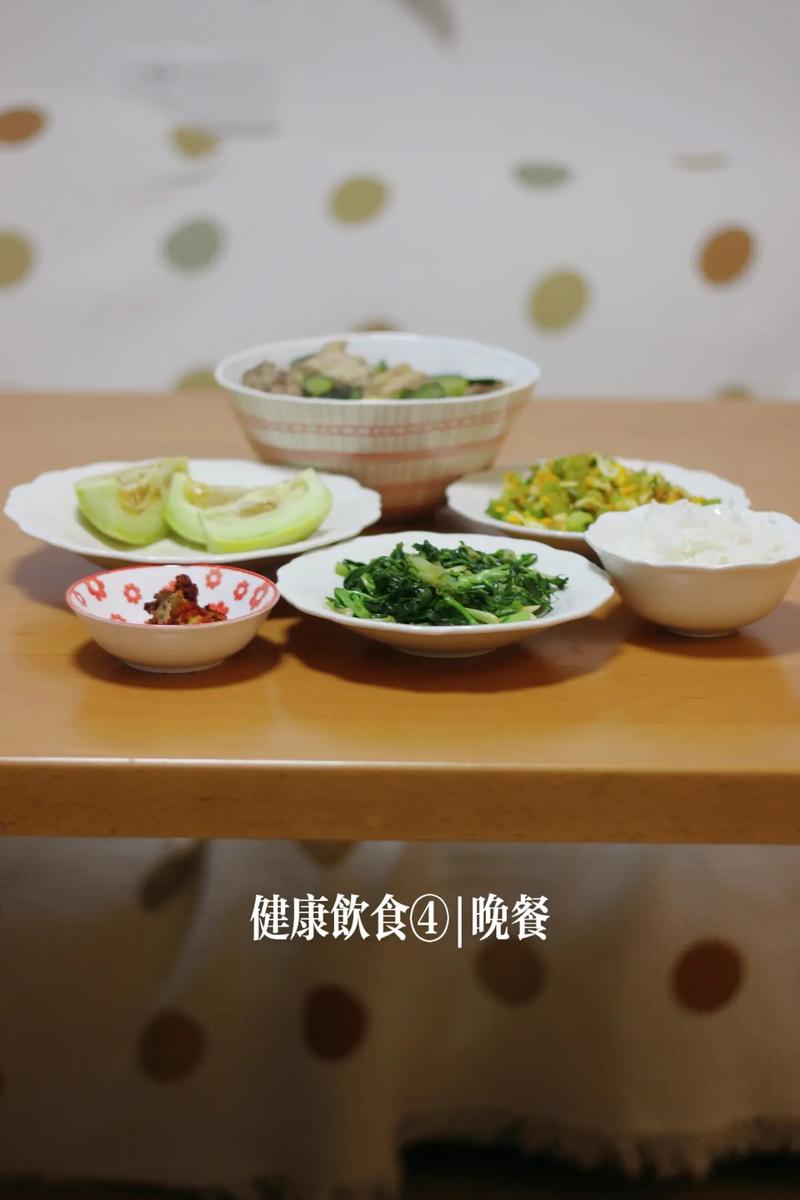 营养的饭菜（老人胆结石应该吃什么有营养的饭菜）